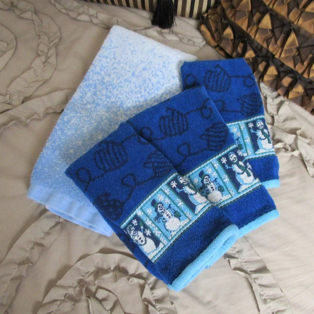 lot of winter theme hand towels